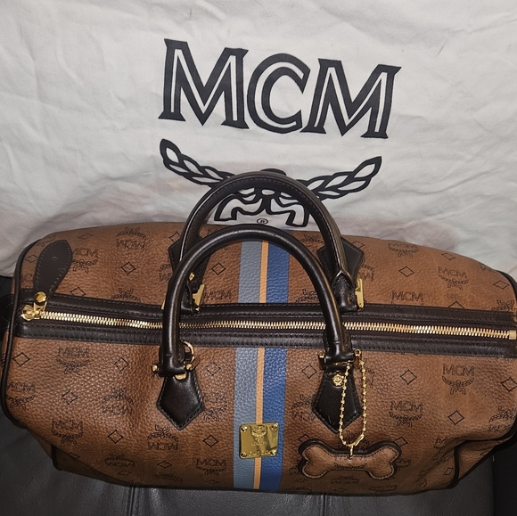 MCM Chocalate Size 40 Duffel Bag - Picture 3 of 11